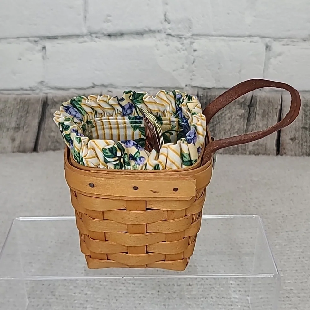 Longaberger Handmade Vintage '98 Small Chive Hanging Basket 15211 w/Liner/Insert
